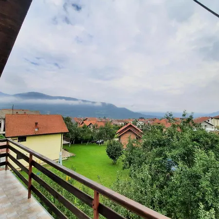 Apartman Bajina Basta バイナ・バシュタ